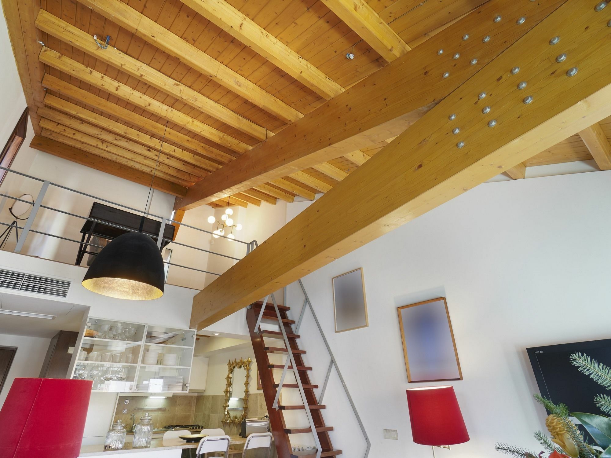 Principe Real Two Bedroom Loft * Lissabon